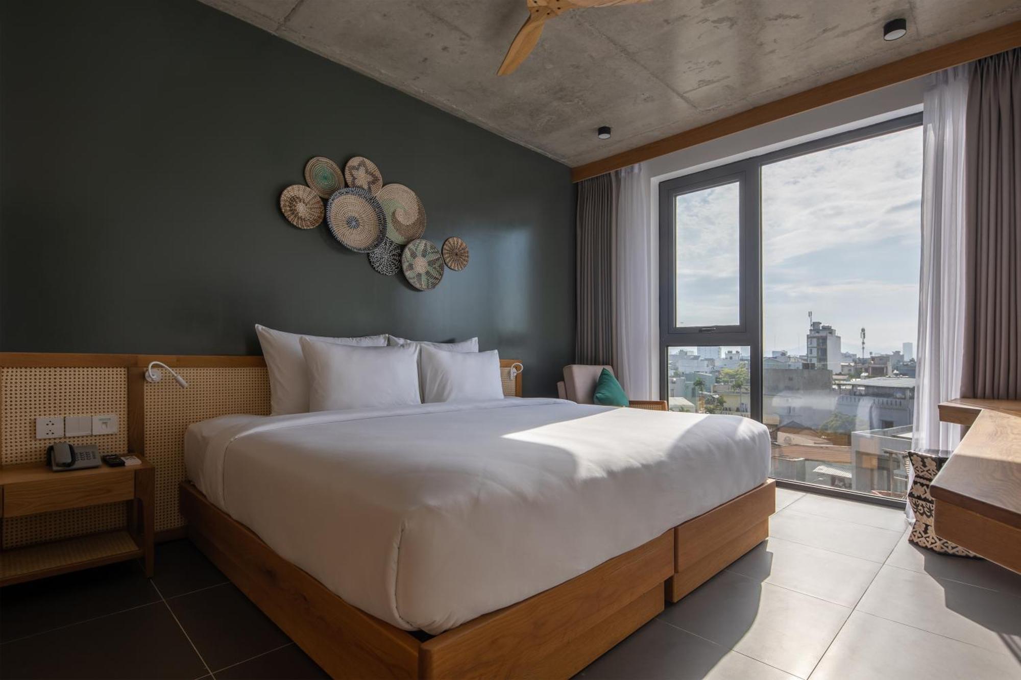 Leaf Beachfront Hotel Da Nang Exterior photo