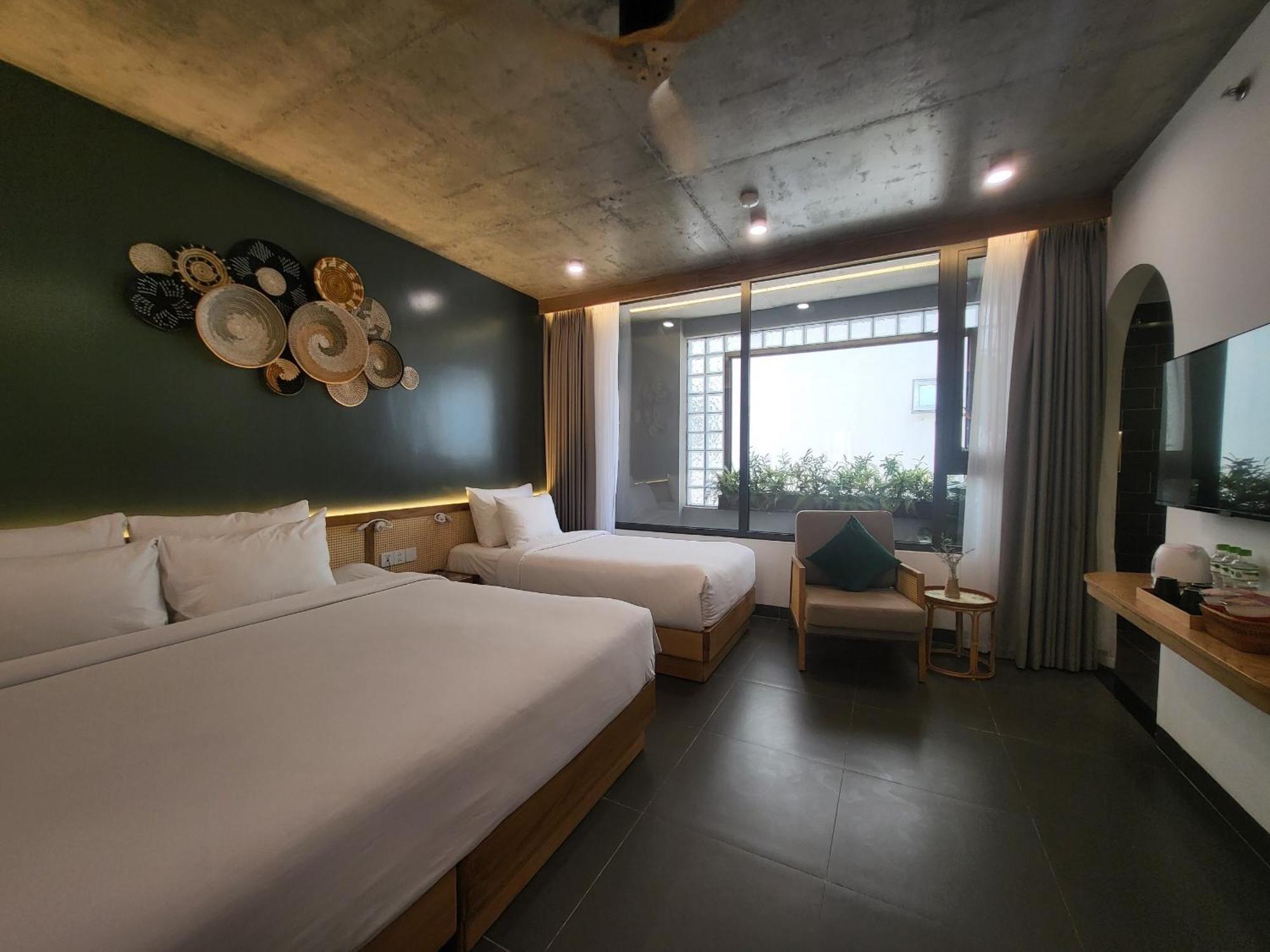 Leaf Beachfront Hotel Da Nang Exterior photo